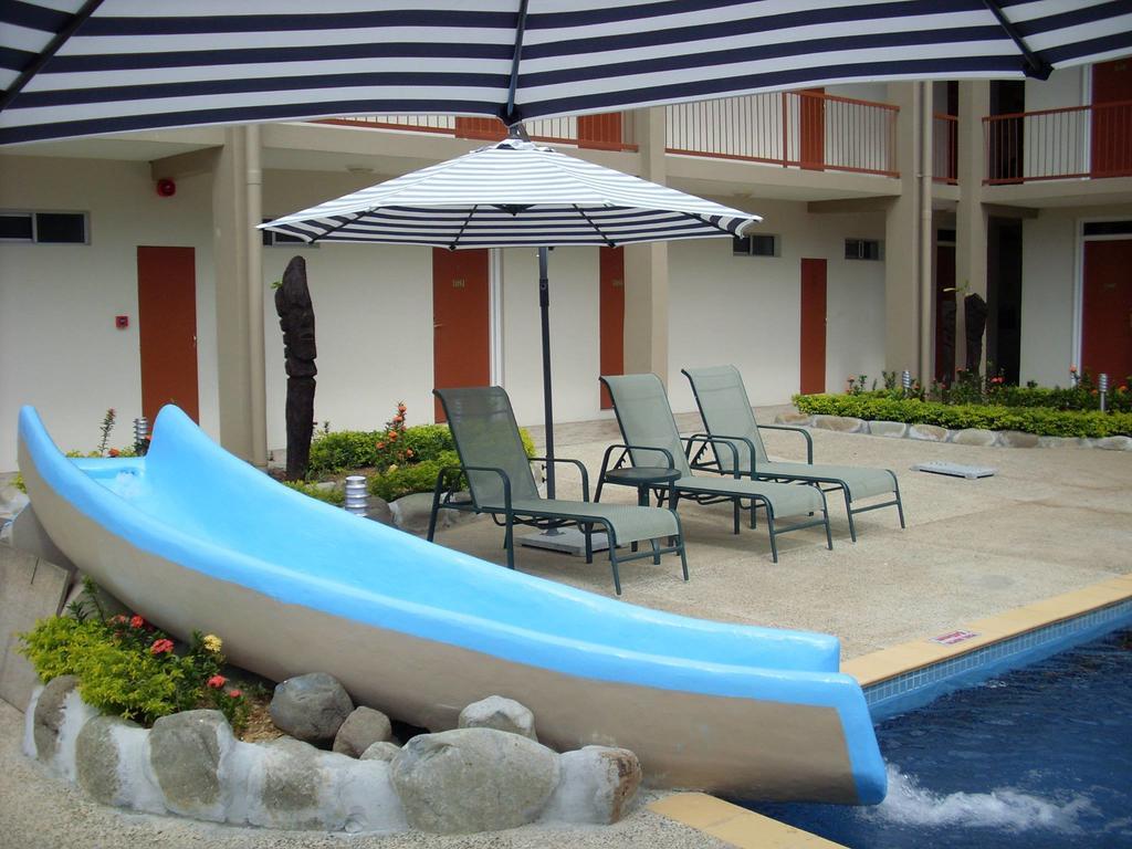 Trans International Hotel 楠迪 外观 照片