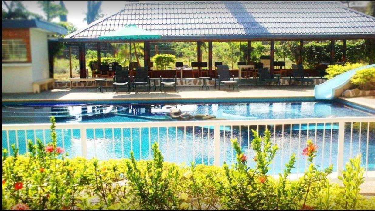 Trans International Hotel 楠迪 外观 照片
